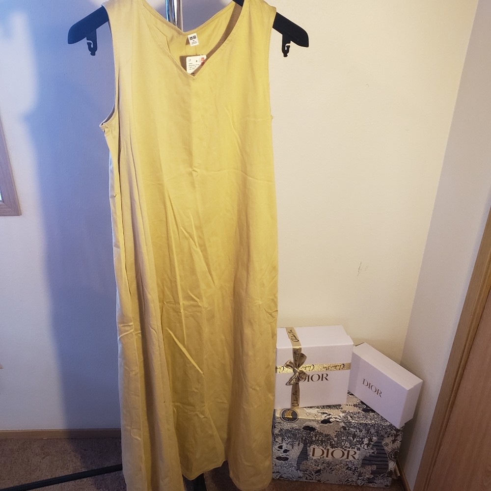 NWT uniqlo yellow tan maxi dress